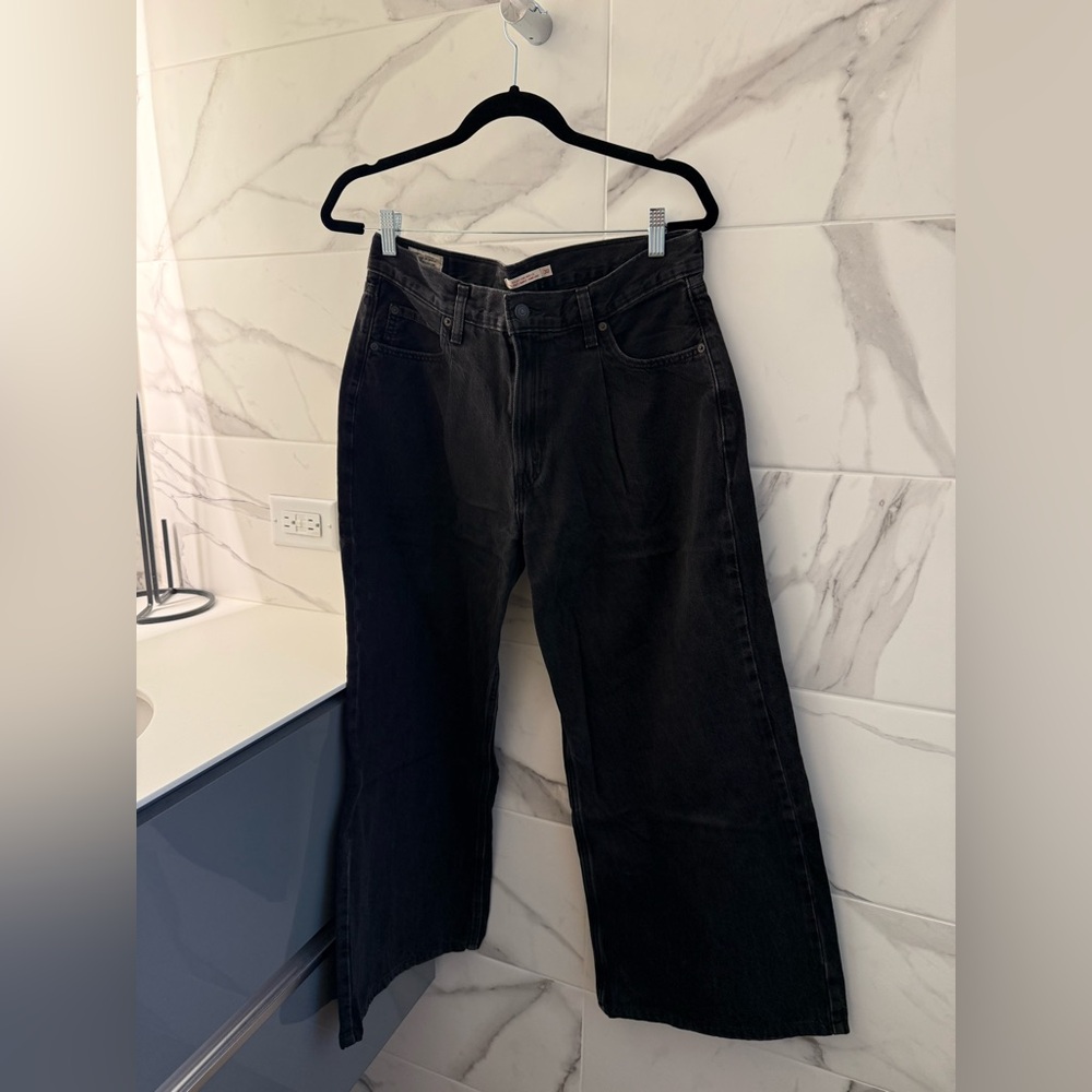 Levi’s wide leg baggy dad